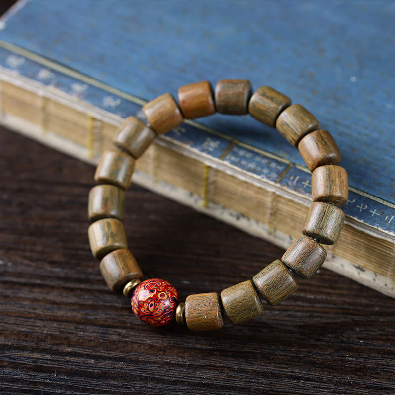 Mythstone Natural Green Sandalwood Small Leaf Red Sandalwood Lacquer Bead Peace Bracelet