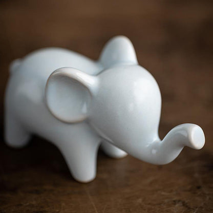 Mythstone Small Ceramic Elephant Home Tea Pet Figurine Desk Decoration