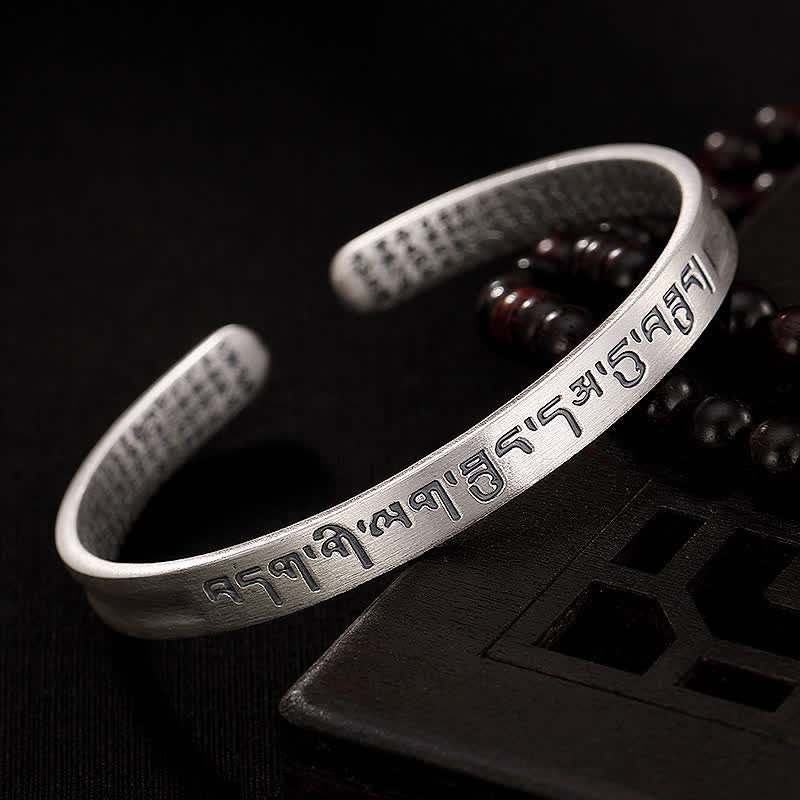 Pulsera de protección del Sutra del corazón con seis palabras verdaderas en plata de ley 999 de Mythstone