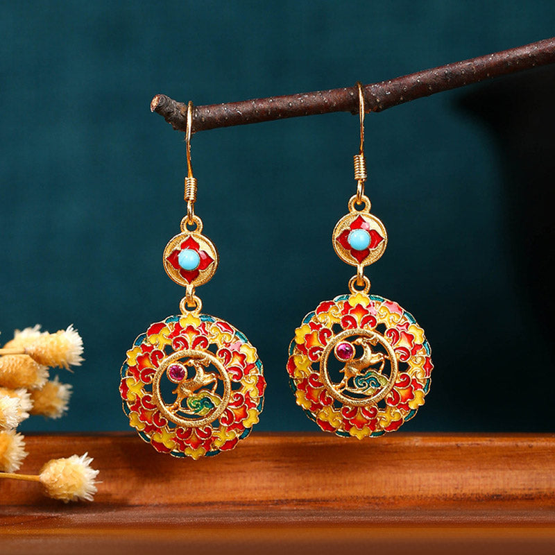 Pendientes colgantes de cobre con forma de alce de color Dunhuang bañados en oro de 24 quilates de Mythstone 