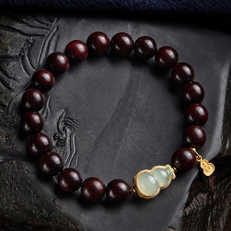 Mythstone Small Leaf Red Sandalwood Gourd Jade Calm Relaxation Bracelet