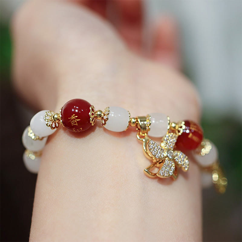 Pulsera con encanto de candado chino de molino de viento de Mythstone con bendición del carácter Fu