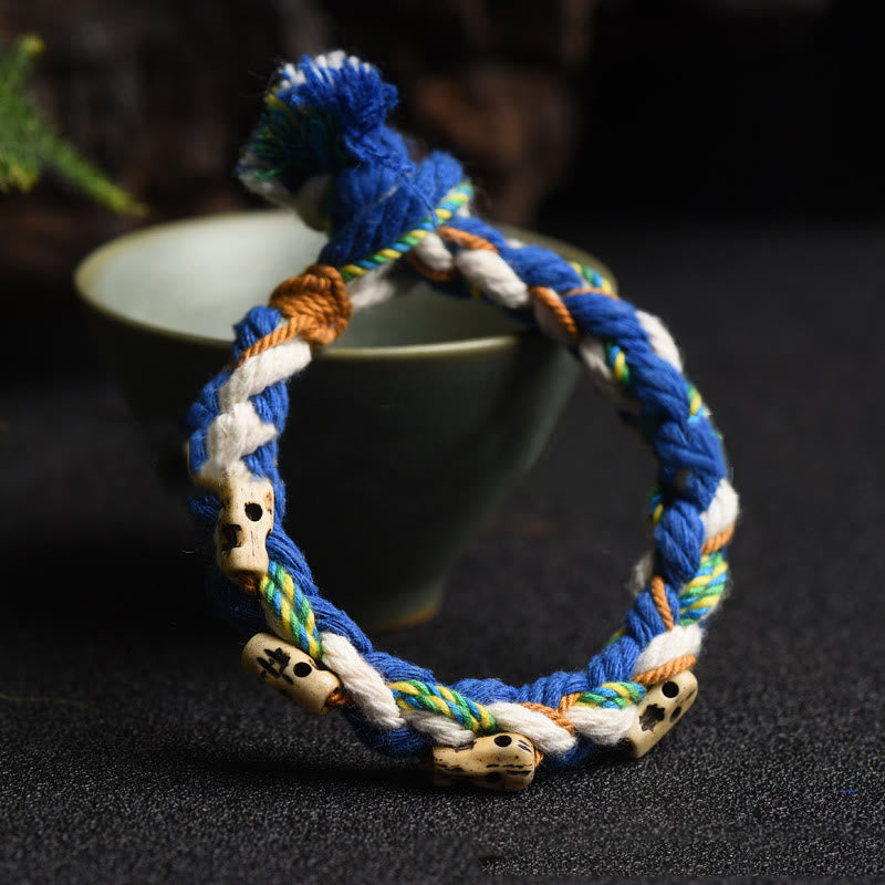 Pulsera de la suerte hecha a mano con cuentas grabadas de la diosa de la riqueza tibetana Zakiram Mythstone