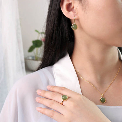 Conjunto de collar, anillo, pendientes y colgante de jade blanco hetiano natural de plata de ley 925 con piedra mitológica