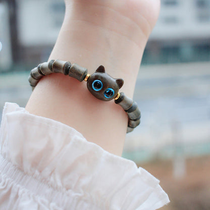 Pulsera de la paz con forma de gato adorable de madera de ébano y sándalo verde Mythstone