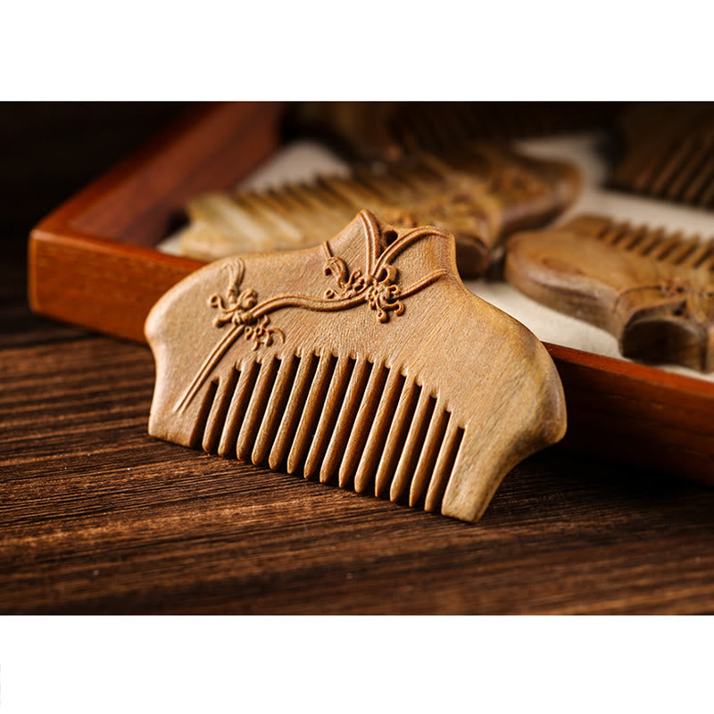 Mythstone Green Sandalwood Flower Pattern Engraved Soothing Comb