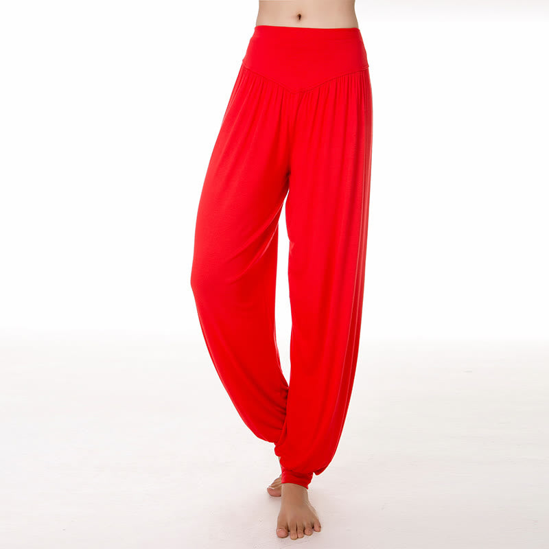 Pantalones largos tipo harén para yoga y danza de modal en color liso de Mythstone 