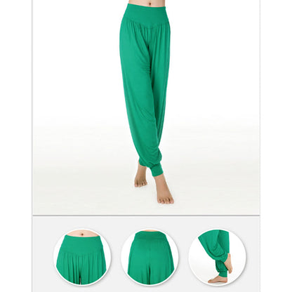 Pantalones largos tipo harén para yoga y danza de modal en color liso de Mythstone 