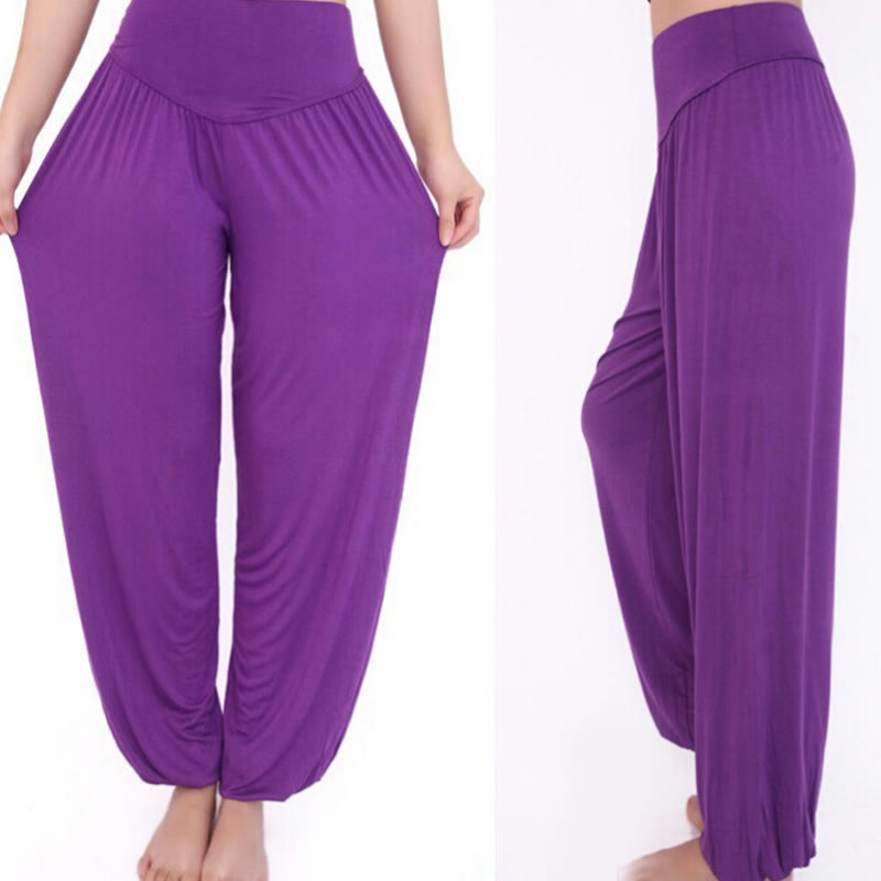 Pantalones largos tipo harén para yoga y danza de modal en color liso de Mythstone 