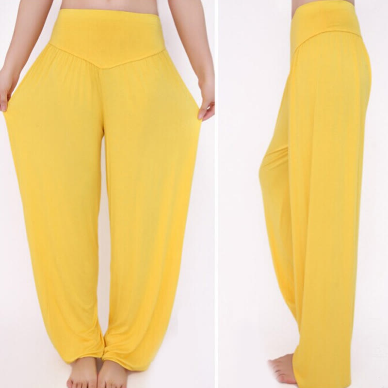 Pantalones largos tipo harén para yoga y danza de modal en color liso de Mythstone 