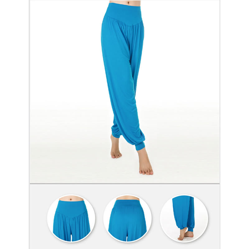 Pantalones largos tipo harén para yoga y danza de modal en color liso de Mythstone 