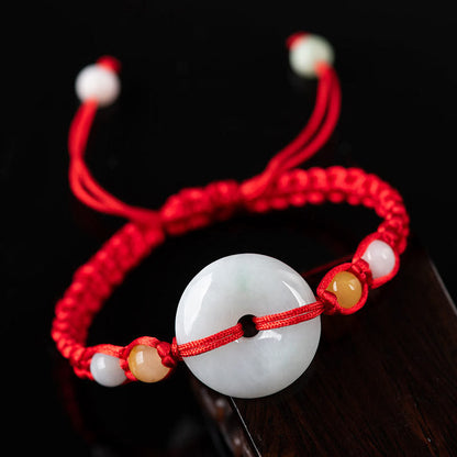 Pulsera de hilo rojo con hebilla de la suerte y jade de Mythstone 