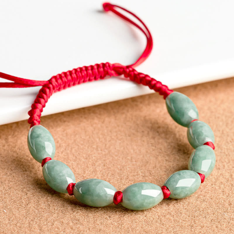 Pulsera de hilo rojo de la suerte con jade de Mythstone