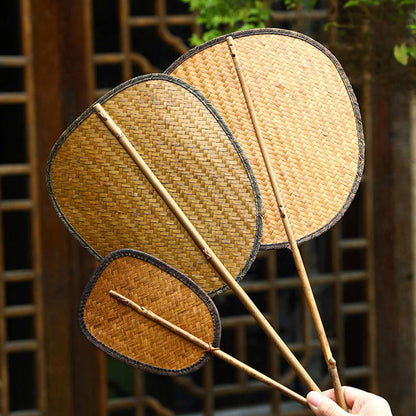 Mythstone Summer Retro Chinese Style Handmade Bamboo Woven Round Banana Shape Long Handle Fan