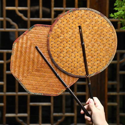 Mythstone Summer Retro Chinese Style Handmade Bamboo Woven Round Banana Shape Long Handle Fan