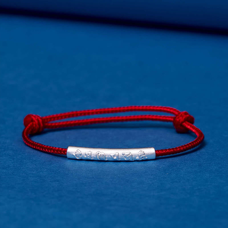 Pulsera de cuerda roja con fuerza Om Mani Padme Hum hecha a mano en plata de ley 999 de Mythstone