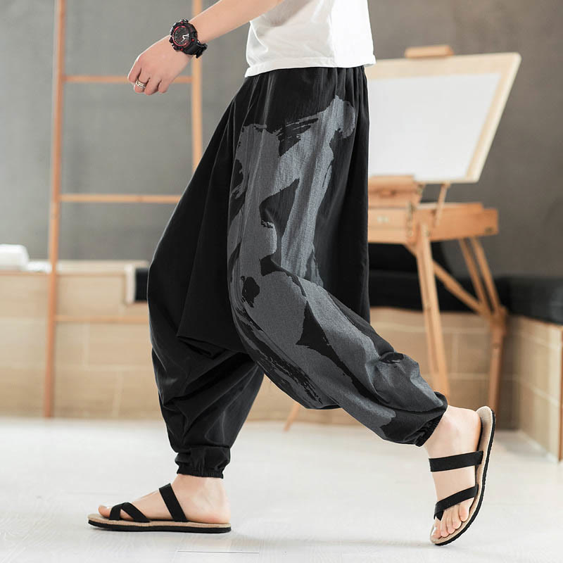 Pantalones harén de algodón con bolsillos para hombre con caligrafía de verano sencilla de Mythstone 