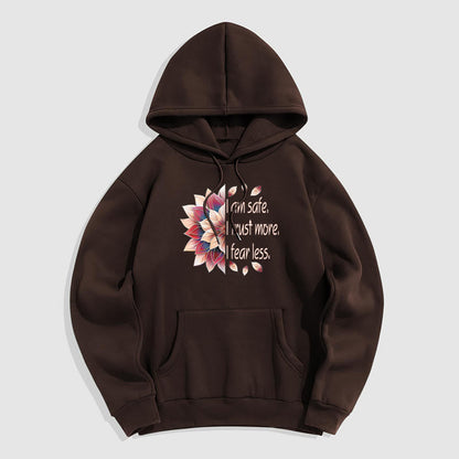 Sudadera con capucha y forro polar de poliéster con la frase "Estoy seguro, confío más, temo menos" de Lotus 