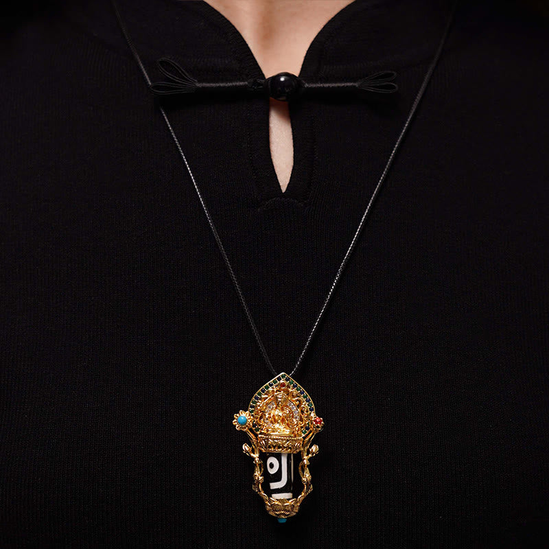 Collar con colgante de cuerda de compasión con patrón de bodhisattva Manjusri y cuentas Dzi tibetanas de Mythstone 