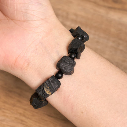 Pulsera positiva con turmalina negra y piedra irregular Mythstone 