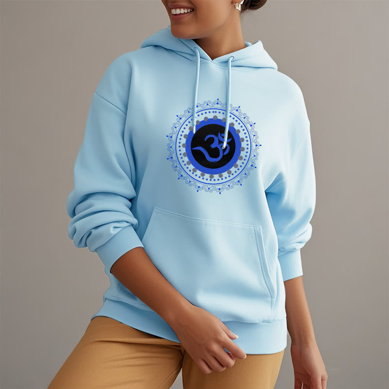 Sudadera con capucha y forro polar con estampado de mandala Om de Mythstone 