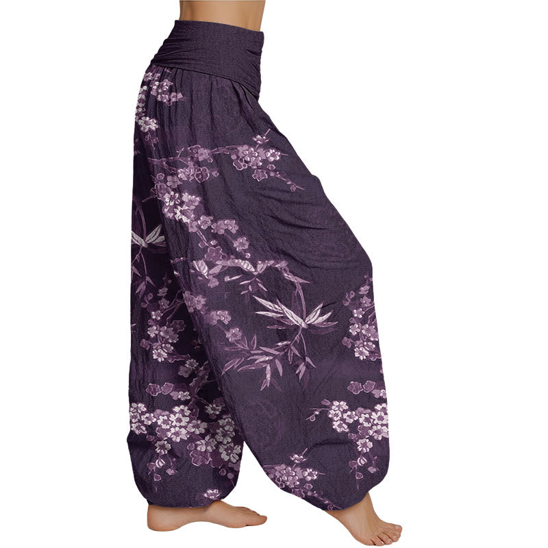 Pantalones harén con cintura elástica para mujer con estampado de flores de cerezo en color blanco Mythstone 