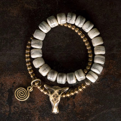 Pulsera de equilibrio de doble vuelta con cabeza de yak de cobre y hueso de yak blanco de Mythstone 