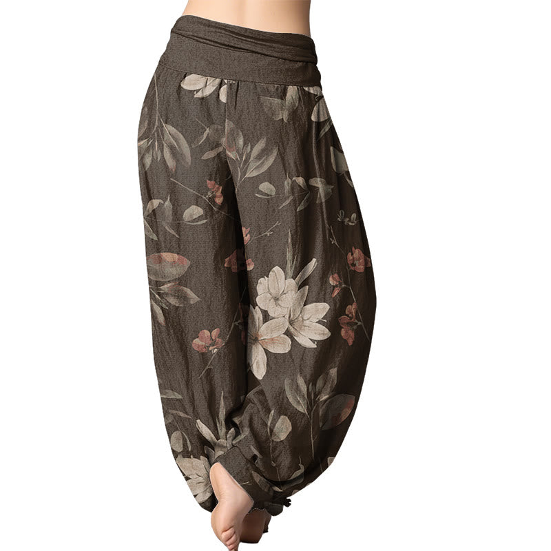 Pantalones harén con cintura elástica para mujer con estampado floral y hojas de Mythstone 