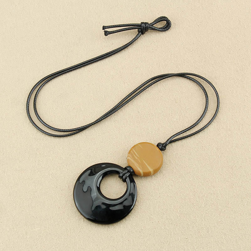 Colgante de collar con imagen de piedra de cobre con obsidiana negra y piedra mitológica de Liuli