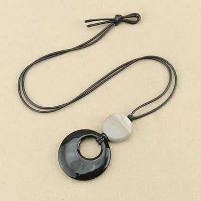 Colgante de collar con imagen de piedra de cobre con obsidiana negra y piedra mitológica de Liuli