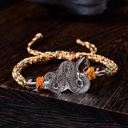 Pulsera curativa del año de la serpiente con hilo de cristal blanco Mythstone