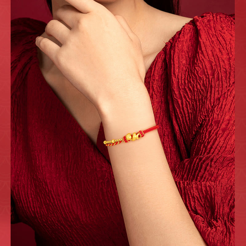 Pulsera de la suerte del año de la serpiente con hilo rojo y cuentas de oro 999 de Mythstone