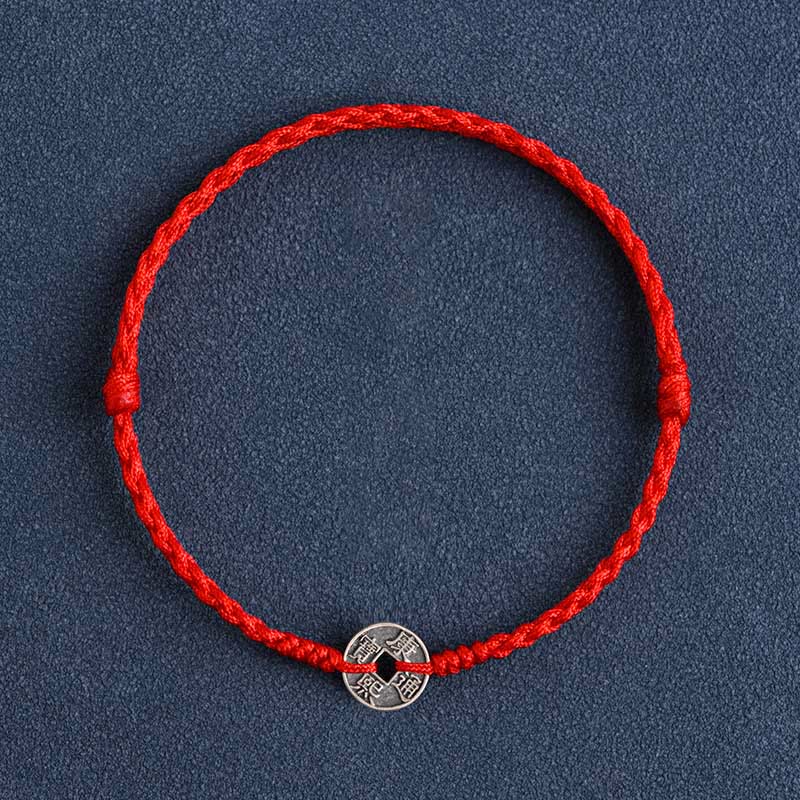 Pulsera trenzada para tobillo Mythstone de plata de ley 925 con cinco monedas del emperador y cordón rojo para proteger la suerte