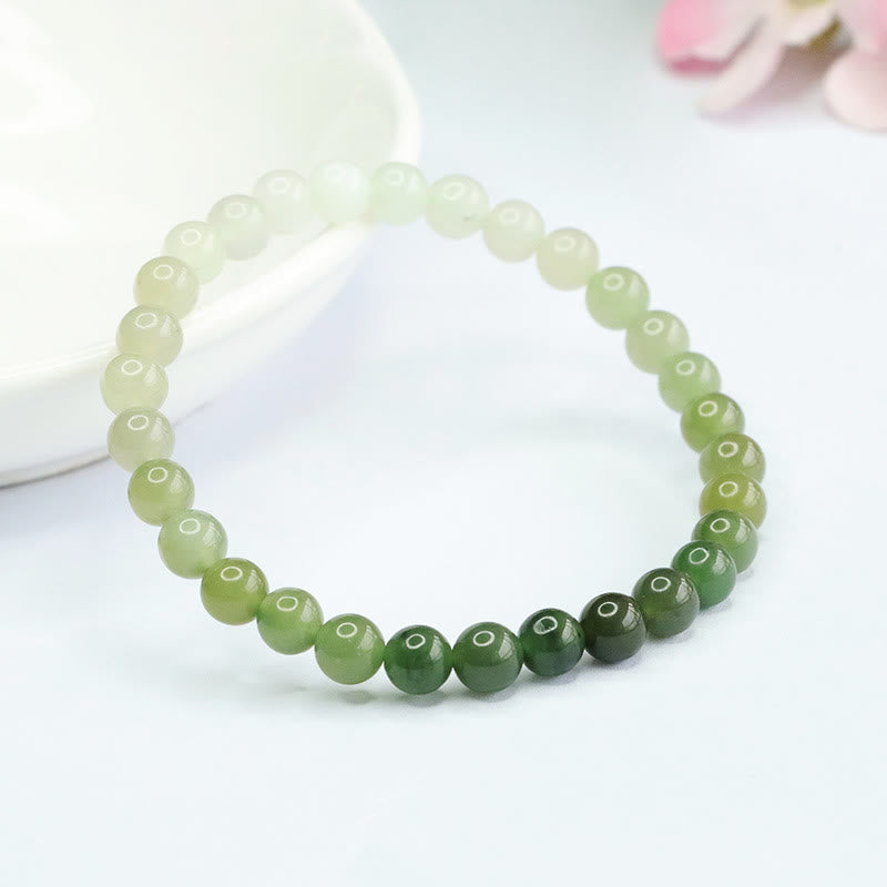 Pulsera de jade hetiano con degradado de color y abundancia Mythstone 