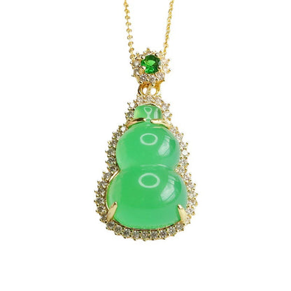 Mythstone Green Chalcedony Gourd Pendant