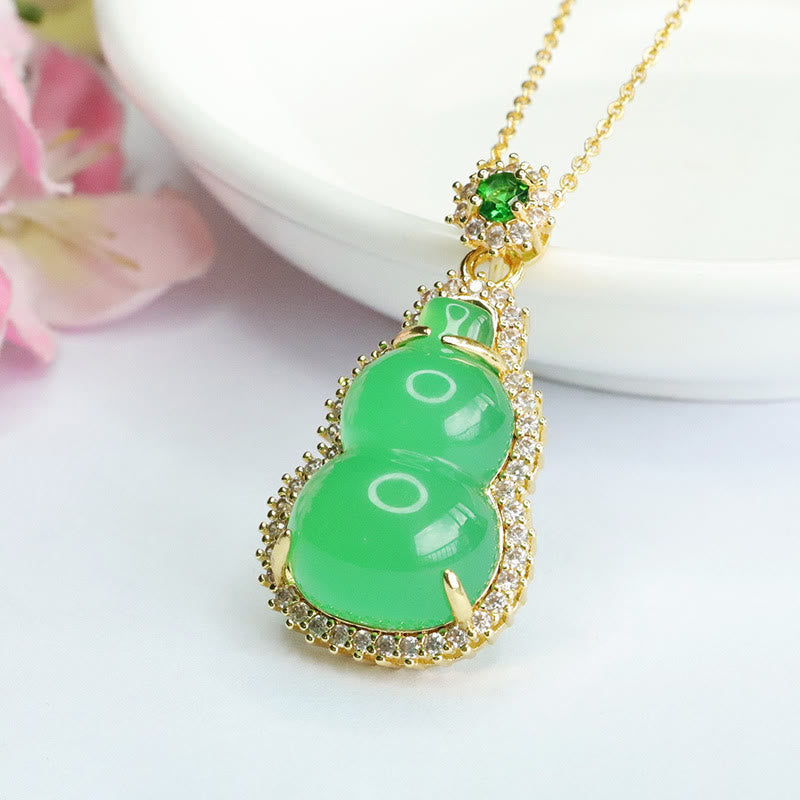 Mythstone Green Chalcedony Gourd Pendant