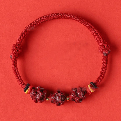 Pulsera trenzada con bendición del zodíaco chino hecha a mano con hilo rojo de cinabrio Mythstone