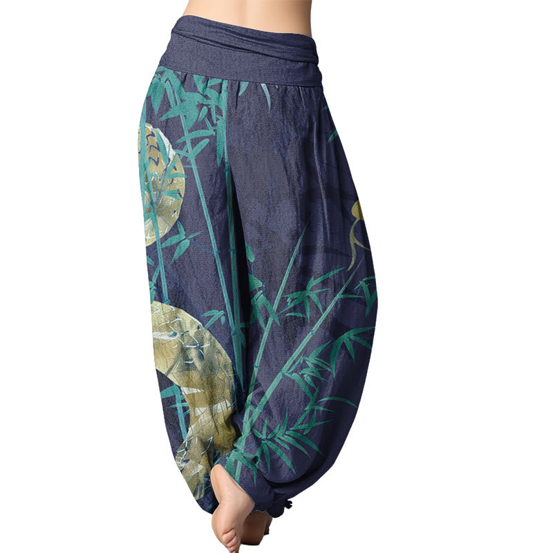 Pantalones harén con cintura elástica para mujer con estampado de serpiente y bambú alrededor de Mythstone 