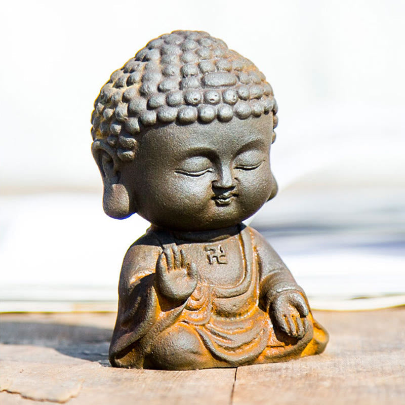 Mythstone Small Meditating Buddha Iron Powder Rust Cast Resin Statue Home Decoration