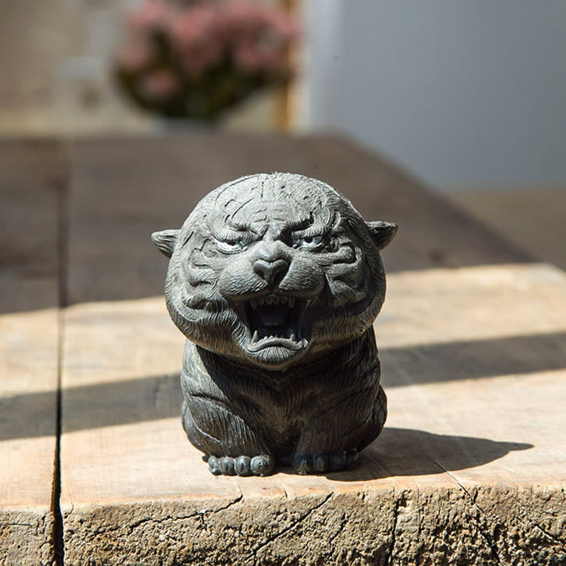 Mythstone Handmade Mini Roaring Tiger Iron Powder Rust Cast Resin Statue Home Decoration