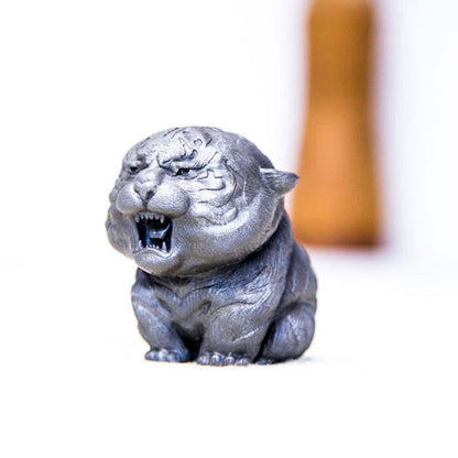 Mythstone Handmade Mini Roaring Tiger Iron Powder Rust Cast Resin Statue Home Decoration