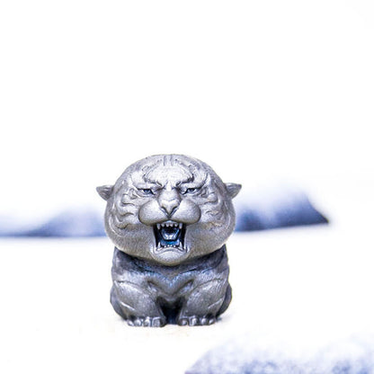 Mythstone Handmade Mini Roaring Tiger Iron Powder Rust Cast Resin Statue Home Decoration