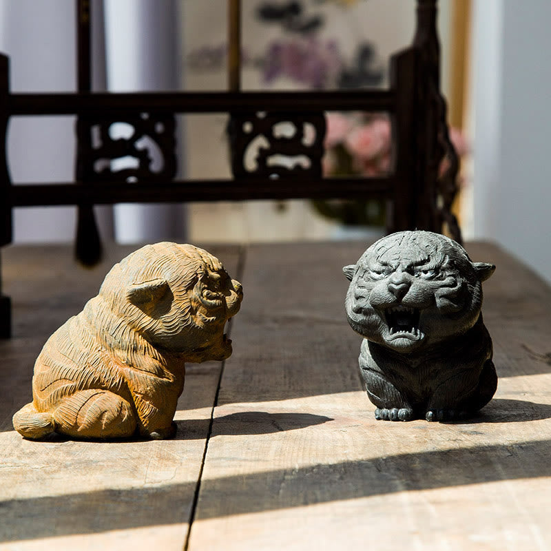 Mythstone Handmade Mini Roaring Tiger Iron Powder Rust Cast Resin Statue Home Decoration