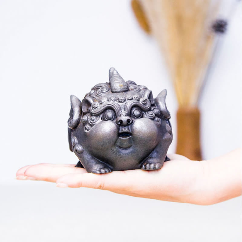 Mythstone Handmade Wealth PiXiu Iron Powder Rust Cast Resin Statue Home Decoration