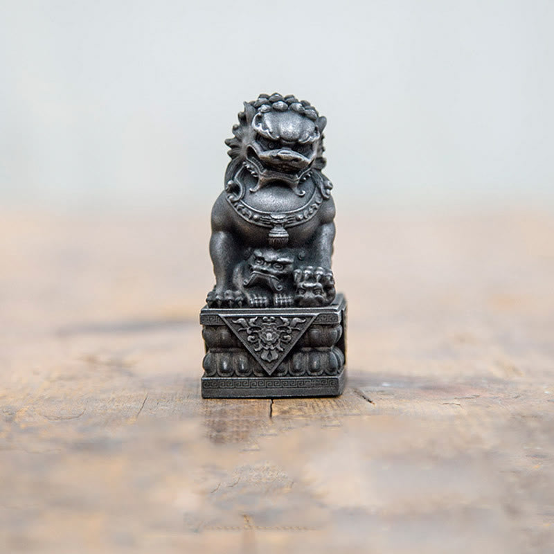 Mythstone Handmade Lion Fu Foo Dogs Iron Powder Rust Cast Resin Statue Ward Off Evil Protection Home Decoration