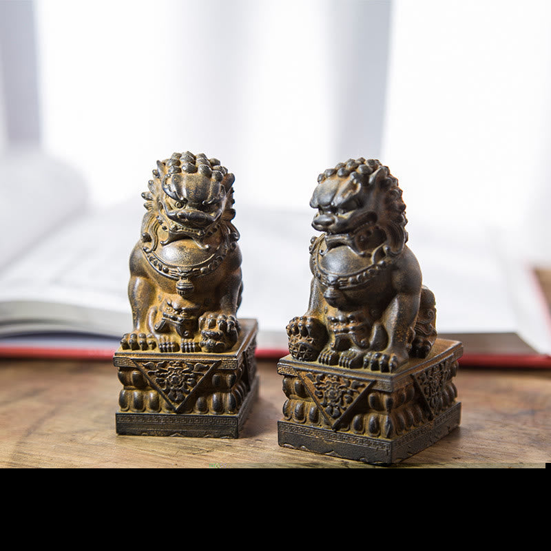 Mythstone Handmade Lion Fu Foo Dogs Iron Powder Rust Cast Resin Statue Ward Off Evil Protection Home Decoration