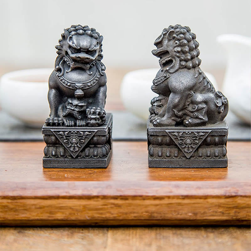 Mythstone Handmade Lion Fu Foo Dogs Iron Powder Rust Cast Resin Statue Ward Off Evil Protection Home Decoration