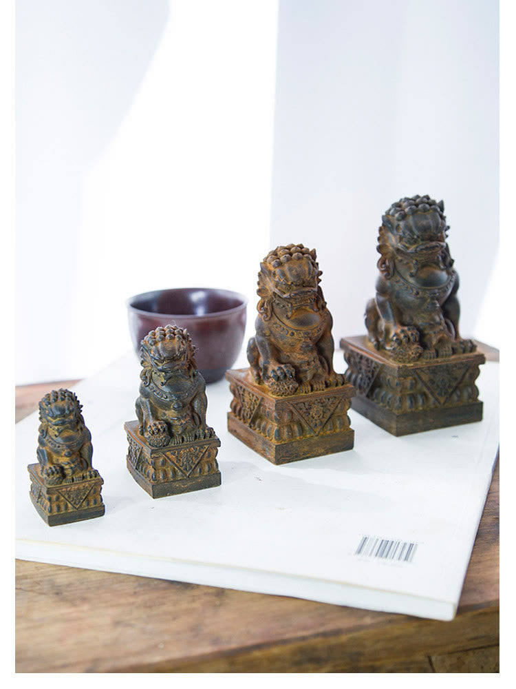 Mythstone Handmade Lion Fu Foo Dogs Iron Powder Rust Cast Resin Statue Ward Off Evil Protection Home Decoration