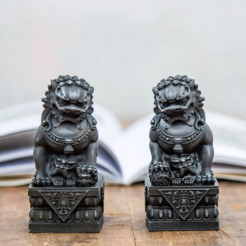 Mythstone Handmade Lion Fu Foo Dogs Iron Powder Rust Cast Resin Statue Ward Off Evil Protection Home Decoration