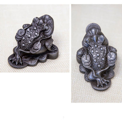 Mythstone Handmade Feng Shui Frog Toad Copper Coins Iron Powder Rust Cast Resin Statue Home Decoration